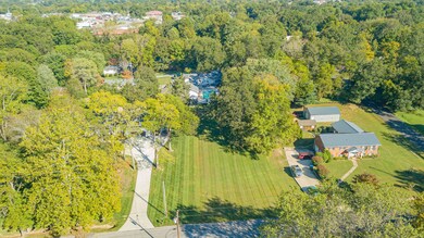 302 Oakdale St, Manchester, TN 37355 - photo 7