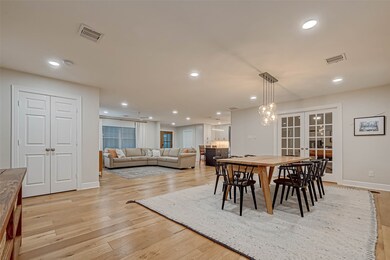 6427 Kury Ln, Houston, TX 77008 - photo 4