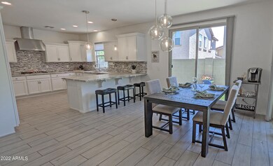 dining pic 2
