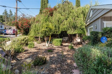 22217 Ybarra Rd, Woodland Hills, CA 91364 - photo 6