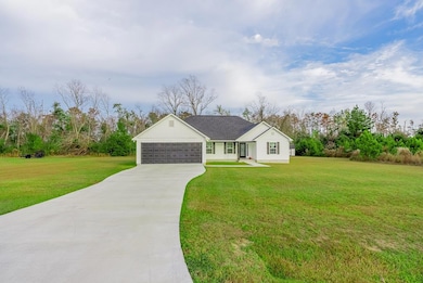 1757 Logan Dr, Douglas, GA 31535 - photo 2