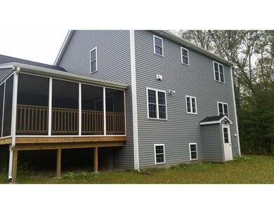 9 Kieronski Ct, Uxbridge, MA 01569 - photo 4