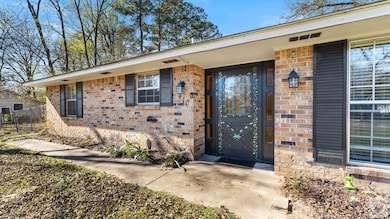 414 SE Mckinney St, de Kalb, TX 75559 - photo 4