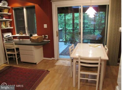 2454 Freetown Dr, Reston, VA 20191 - photo 7