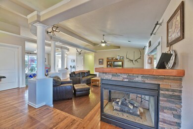 06 Fireplace