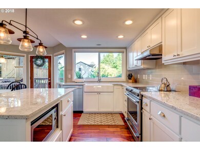 19820 Suncrest Dr, West Linn, OR 97068 - photo 7