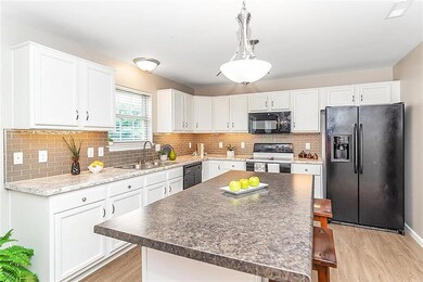 10502 Blue Springs Ln, Fishers, IN 46037 - photo 2