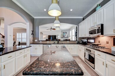 30715 Wisteria Trace Dr, Spring, TX 77386 - photo 5