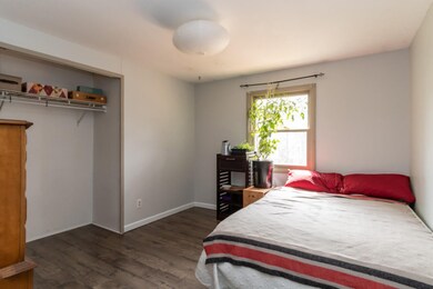 25578 Pleasant-13