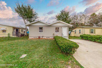 1009 Velma St, Jacksonville, FL 32205 - photo 2