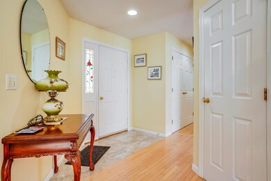 10 Muirfield Rd, Bedford, NH 03110 - photo 3