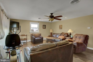 238 Sollenberger Rd, Chambersburg, PA 17202 - photo 7