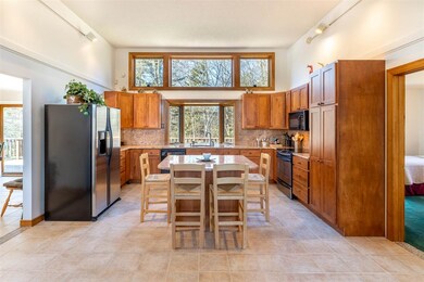 110 Innisfree Ln, Stowe, VT 05672 - photo 5