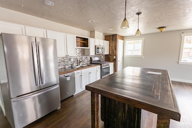 349 W Idaho St, Weiser, ID 83672 - photo 7