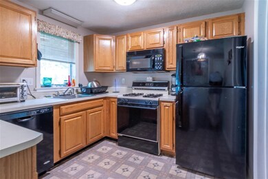 47 Dorchester Way unit U138, Nashua, NH 03064 - photo 7