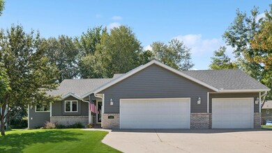 1183 10th Ave N, Sauk Rapids, MN 56379 - photo 2