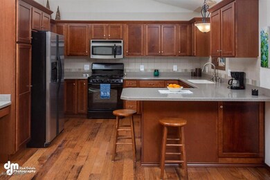 07-Kitchen_DMD_4965