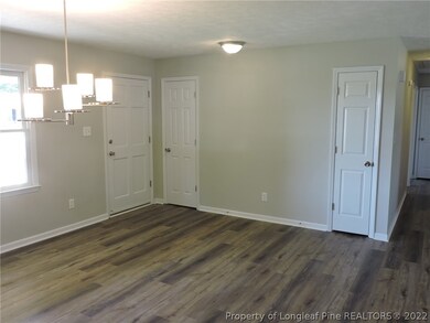 825 Emeline Ave, Fayetteville, NC 28303 - photo 7