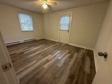 60 Phillips St unit 8-4, Attleboro, MA 02703 - photo 4