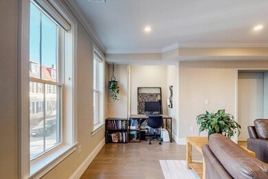 205 W 8th St unit 1, Boston, MA 02127 - photo 5