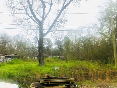 9312 Pembrook St, Houston, TX 77016 - photo 2