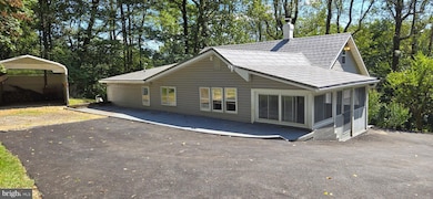 15215 Charmian Rd, Blue Ridge Summit, PA 17214 - photo 7