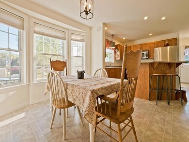 This eat-in kitchen can accommodate...