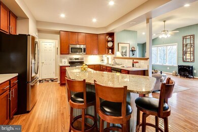 5772 Victor Dr, Sykesville, MD 21784 - photo 7