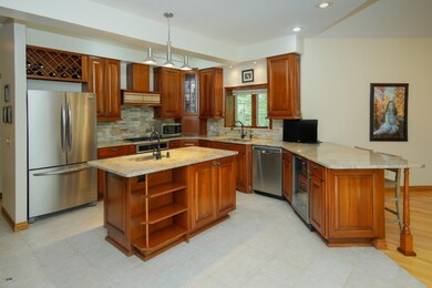 9135 Highland View-107