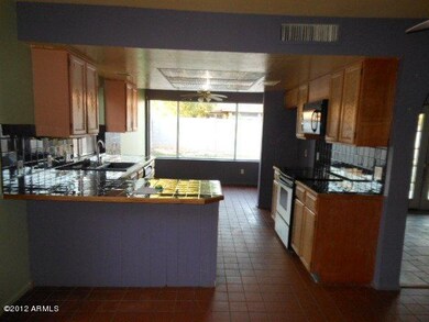 PHOTO #4