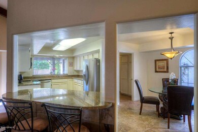 BREAKFAST BAR