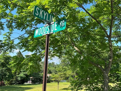 2212 Skyline Dr, Slatington, PA 18080 - photo 2