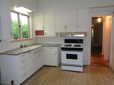 62 Melrose Ave, Staten Island, NY 10301 - photo 3