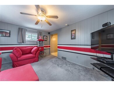 1725 E 238th St, Euclid, OH 44117 - photo 7