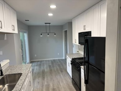 1005 Wenham Ln, Lawrenceville, GA 30044 - photo 4