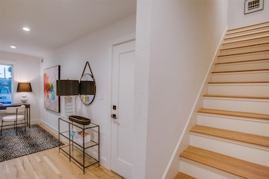 7207 Gaston Ave unit 906, Dallas, TX 75246 - photo 3