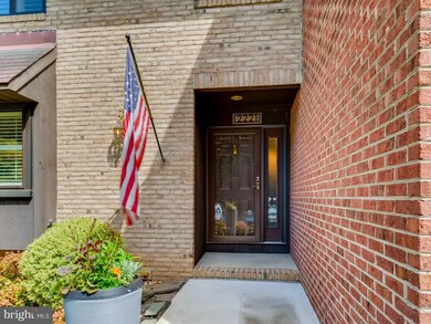 2221 Chapel Valley Ln, Lutherville Timonium, MD 21093 - photo 2