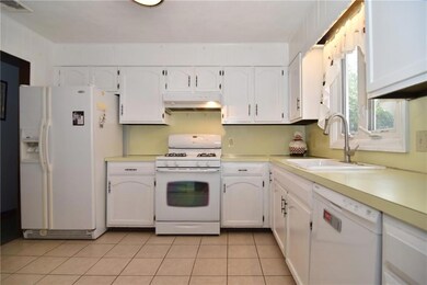 67 Wine St, Cranston, RI 02920 - photo 2