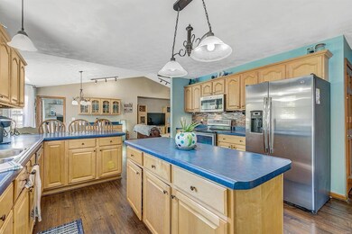 704 N Kristie Lynn St, Freeburg, IL 62243 - photo 5