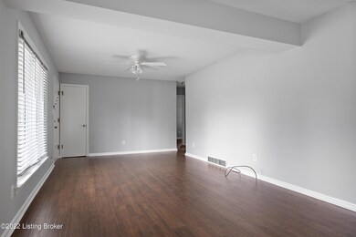 7011 Shpherdsville Rd (18)