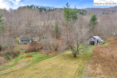 9716 Three Top Rd, Todd, NC 28684 - photo 7