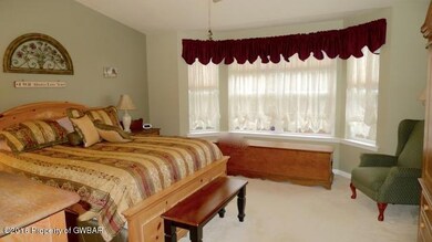 29 Flanders Dr, Drums, PA 18222 - photo 6