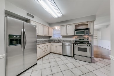 6912 Wake Forrest Dr, Dallas, TX 75214 - photo 4