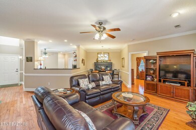 13-web-or-mls-1505 Frosty Lane-14
