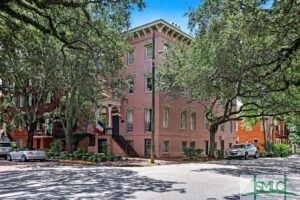 121 W Jones St unit 3, Savannah, GA 31401 - photo 2