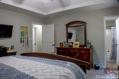 184 Ridgeway Dr, Danielsville, GA 30633 - photo 2