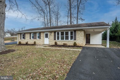 2403 Spring St, Dunn Loring, VA 22027 - photo 3