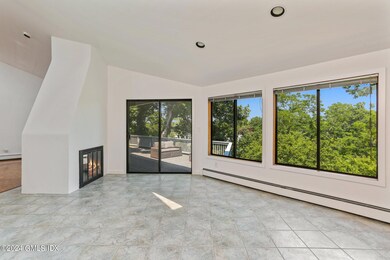 323 Riverside Ave, Riverside, CT 06878 - photo 5