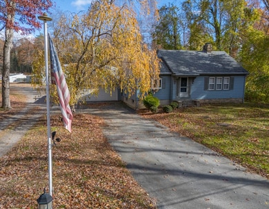 219 Peeptoad Rd, North Scituate, RI 02857 - photo 4