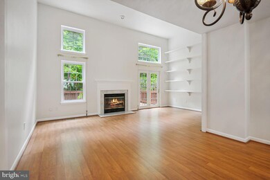 8305 Southern Oaks Ct, Lorton, VA 22079 - photo 6